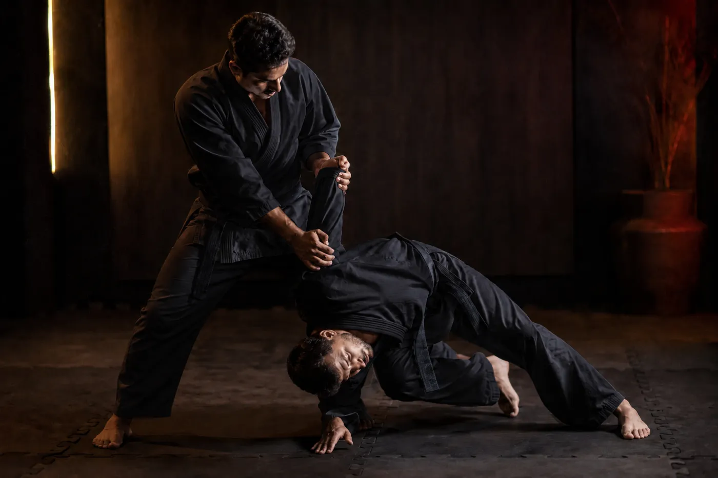 Técnica de projeção no treino de Hapkido adulto